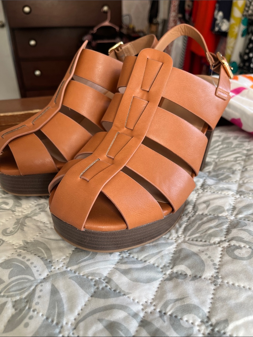 Womens Tan Strappy Platform Sandals Torrid size 11ww